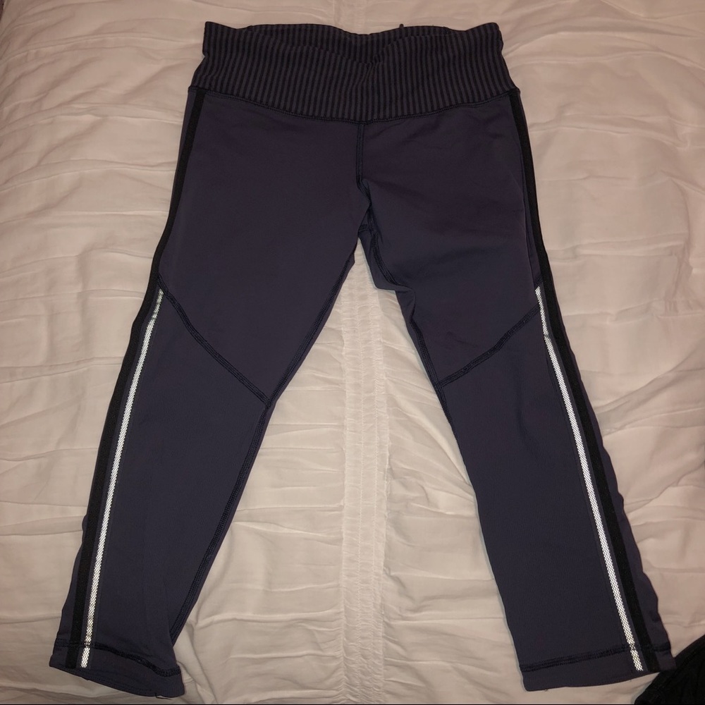 LULULEMON LEGGINGS - Picture 2 of 4